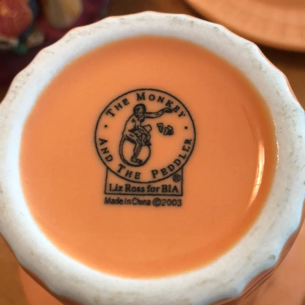 THE MONKEY AND THE PEDDLER CERAMIC ICE CREAM CONE CUP W/SAUCER